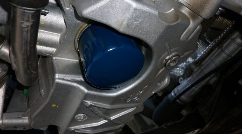 Cum schimbam filtrul si uleiul de motor la Dacia Logan II 1.0 Sce